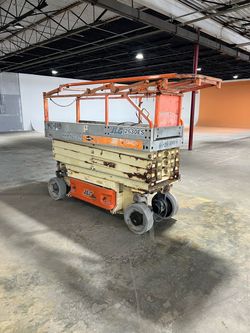 JLG 2630 Scissor Lift for parts or fix