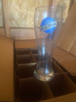 20 -Blue Moon Pilsner Beer Glsses