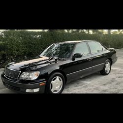 2000 Lexus LS