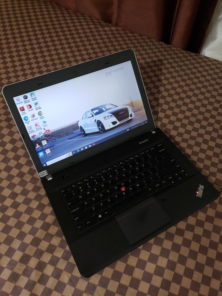 14"inch Core i5 Lenovo Laptop, 6GB RAM, 250GB HDD, Inbuilt Bluetooth, HDMI And a WebCam. Windows 10 Installed.