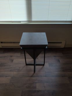 Black Metal and Wood Geometric Side Table