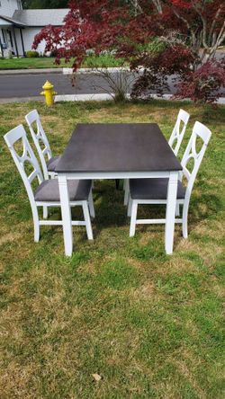 Farmhouse style Kitchen Table