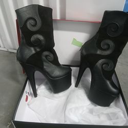 brand new heels size 9