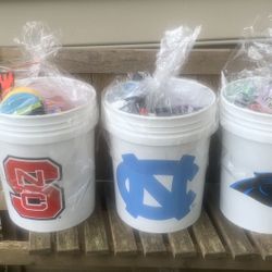 Car wash Buckets With Car wash Accessories 