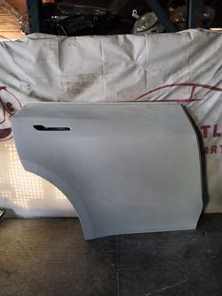 2020 2021 2022 2023 2024 Tesla model Y right rear door OEM good condition