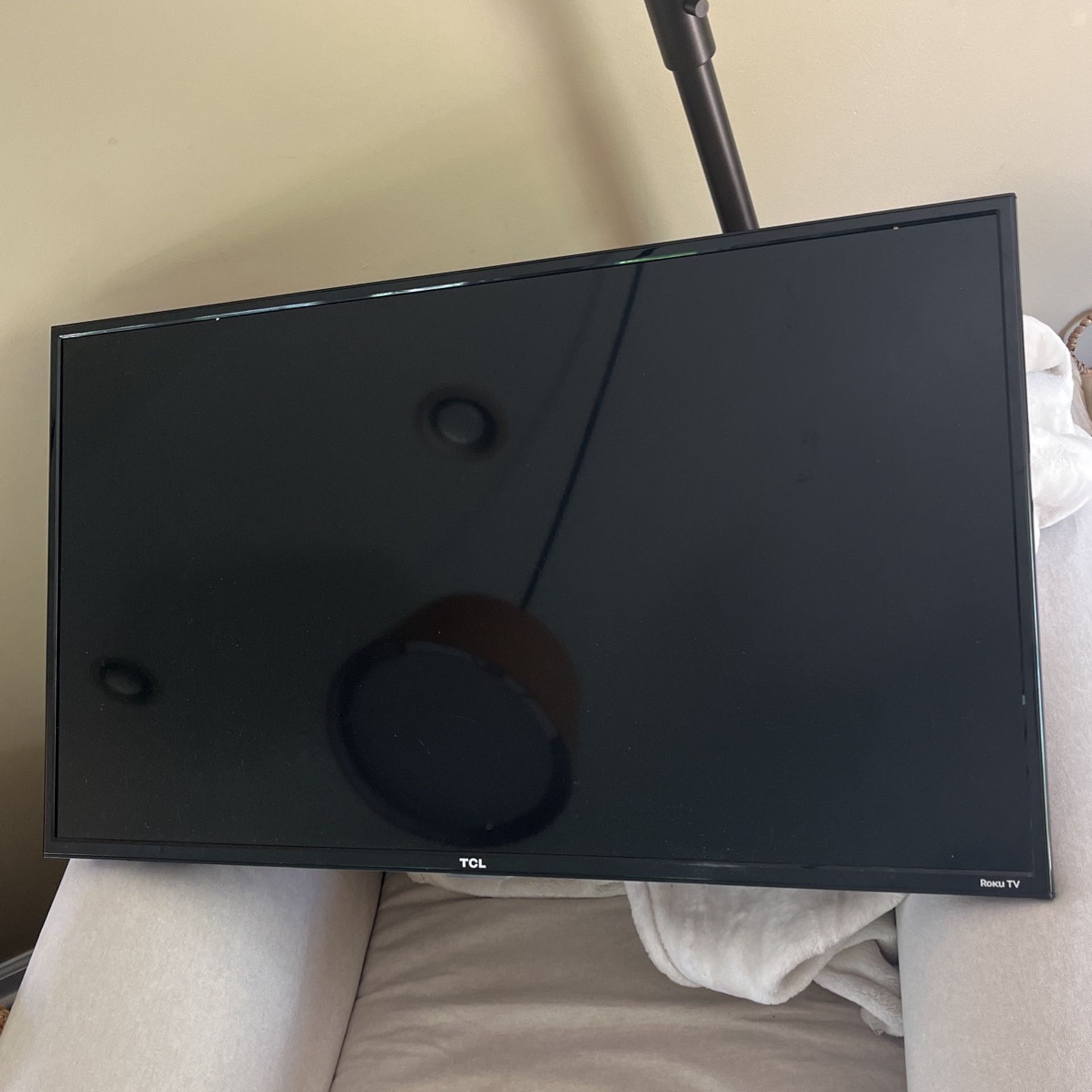 TCL Roku Tv
