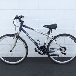 Schwinn 28" 700c 21-Speed Hybrid Road/Commuter/Gravel Bike - Front Shocks - Comfort Seat  - Light 17" Frame 