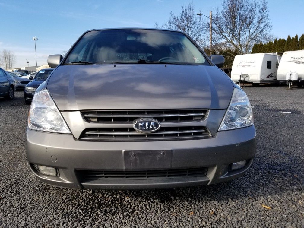 2010 Kia Sedona