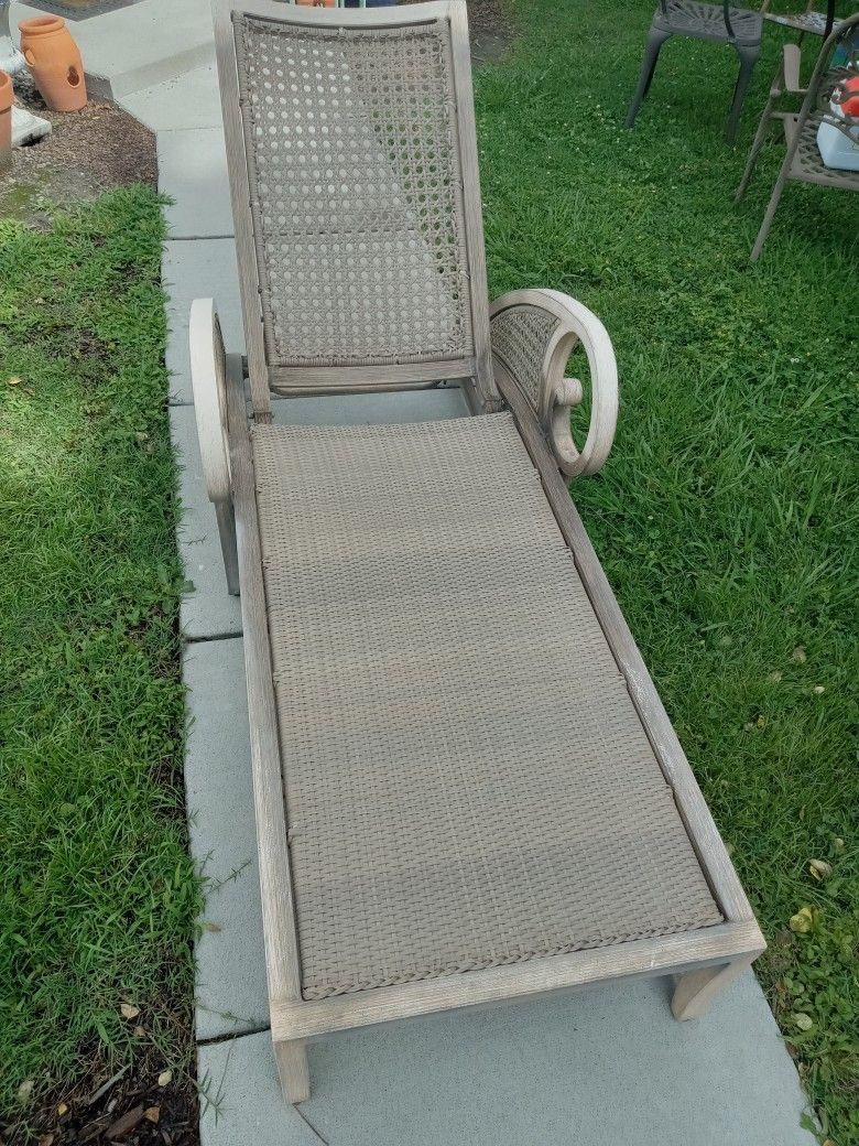 Lounge Chair