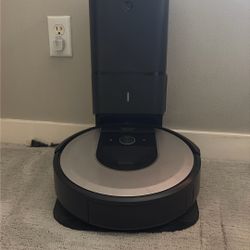 Robot Roomba - iRobot Roomba i4+ EVO (4550) Self-Emptying