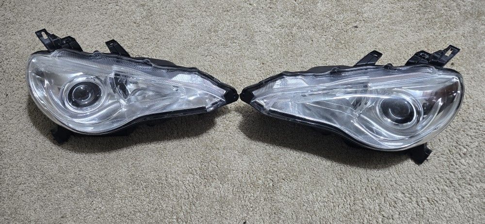 2013-2016 Scion FRS Left&Right Side Headlight Halogen OEM