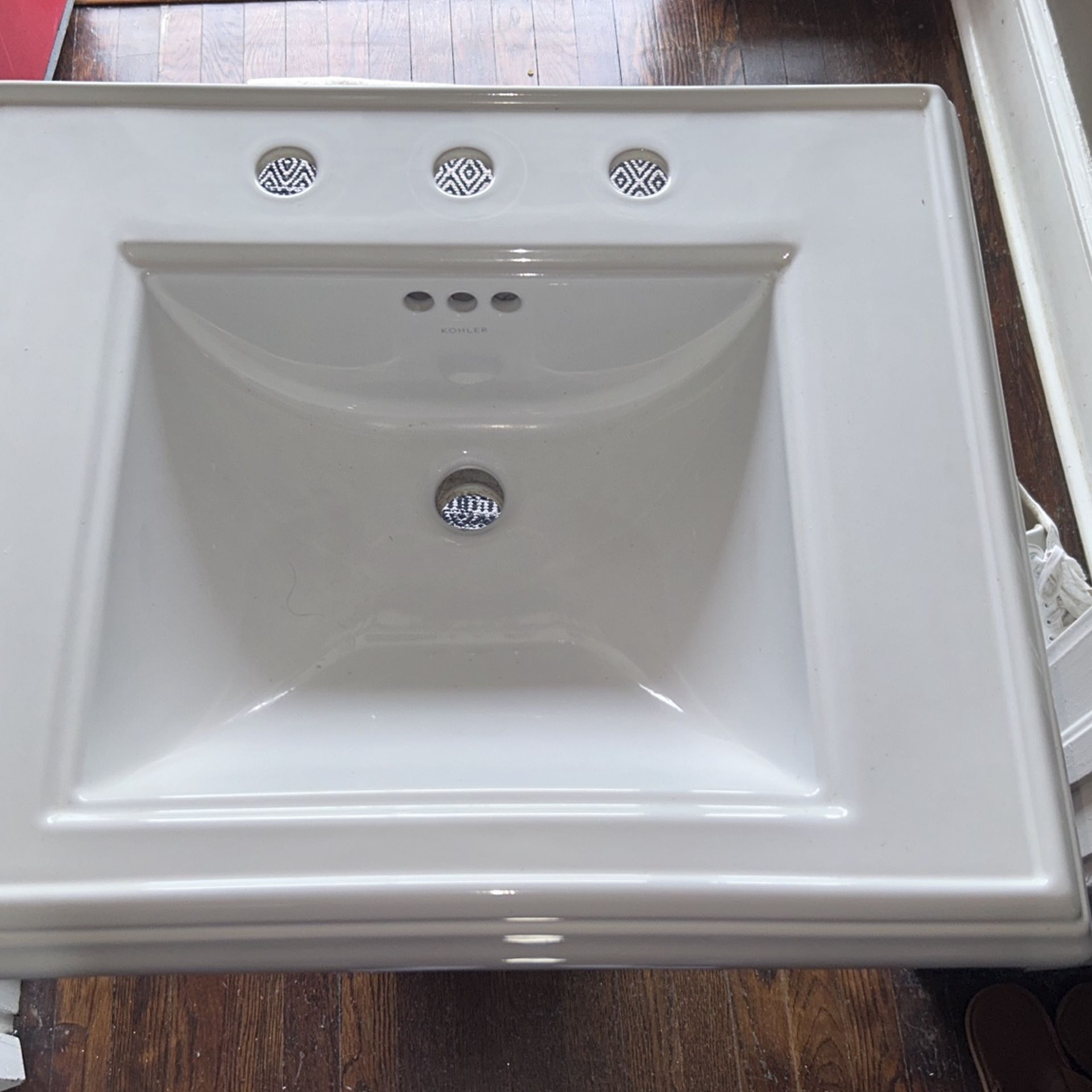 Kohler Pedestal Sink
