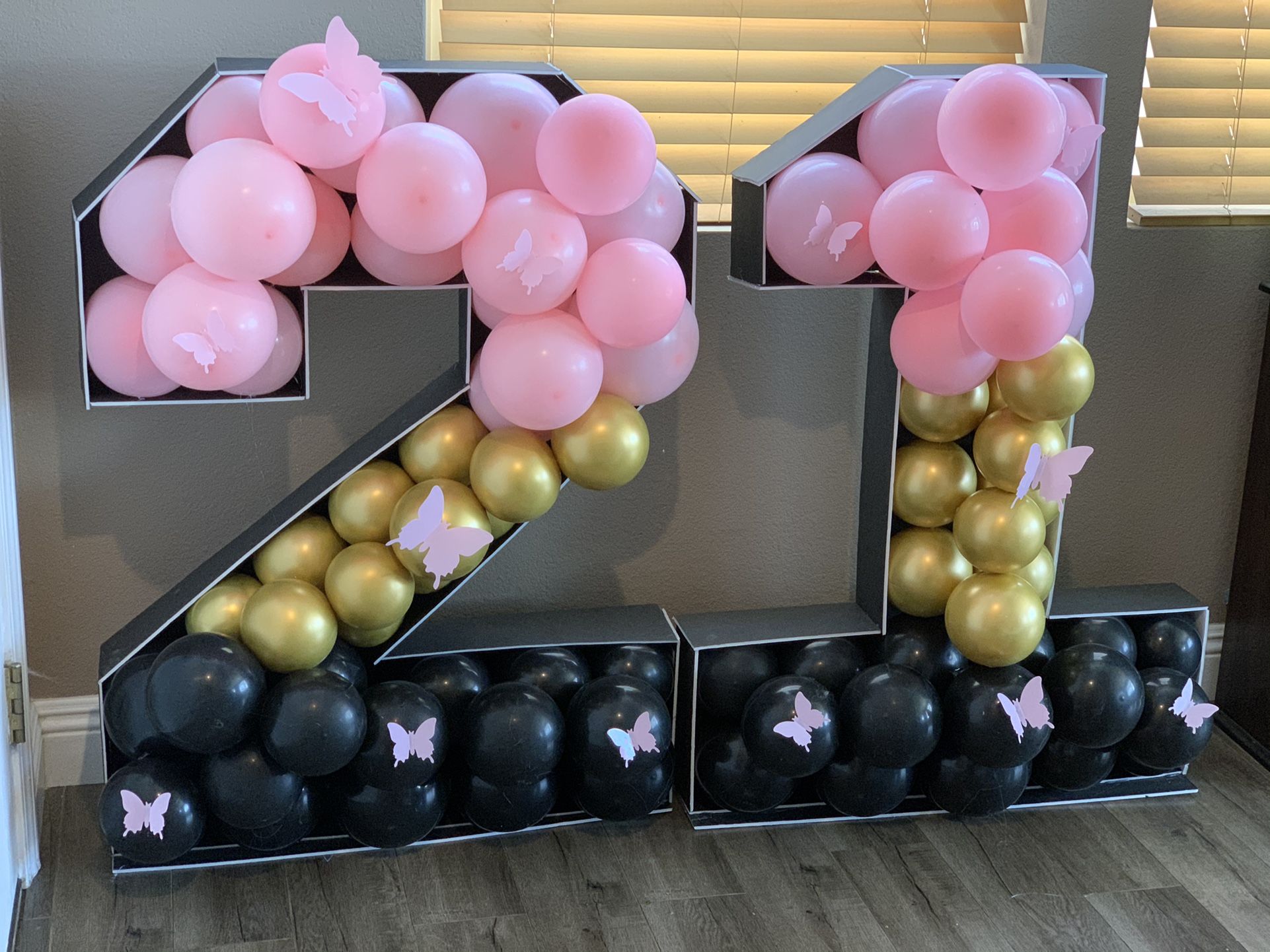 Mosaic Balloons number/letter