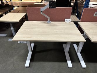 Teknion Sit To Stand Tables, New,  29 X 46”. Electronic Dual Motor Desk, High Quality