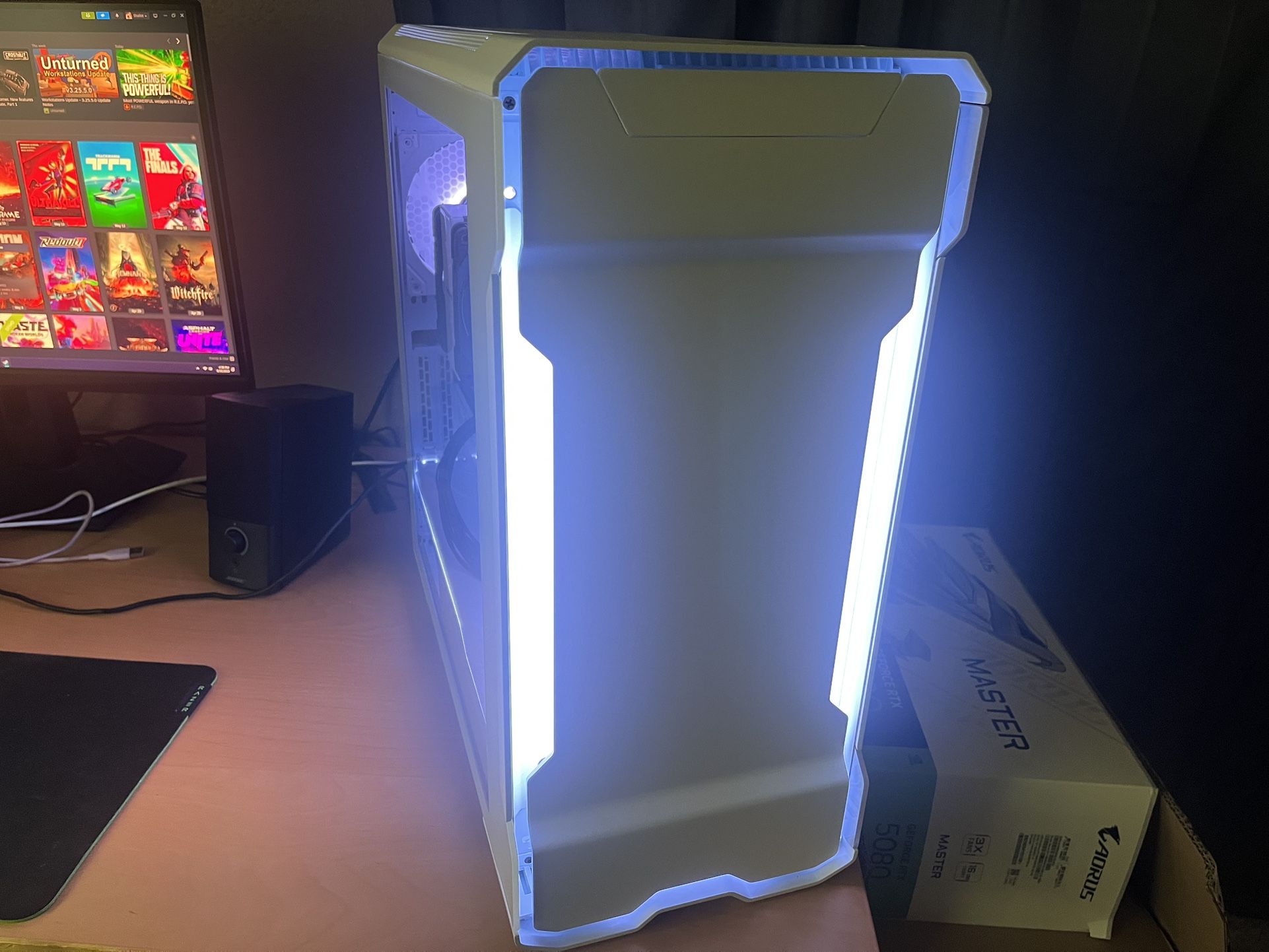 RTX 5080, R7 9800x3d Gaming PC