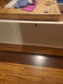 24 X 80 Prehung Interio Solid Door. 