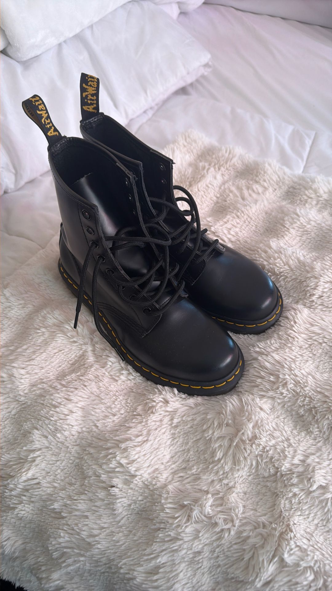 Dr Martin Boots Size 7