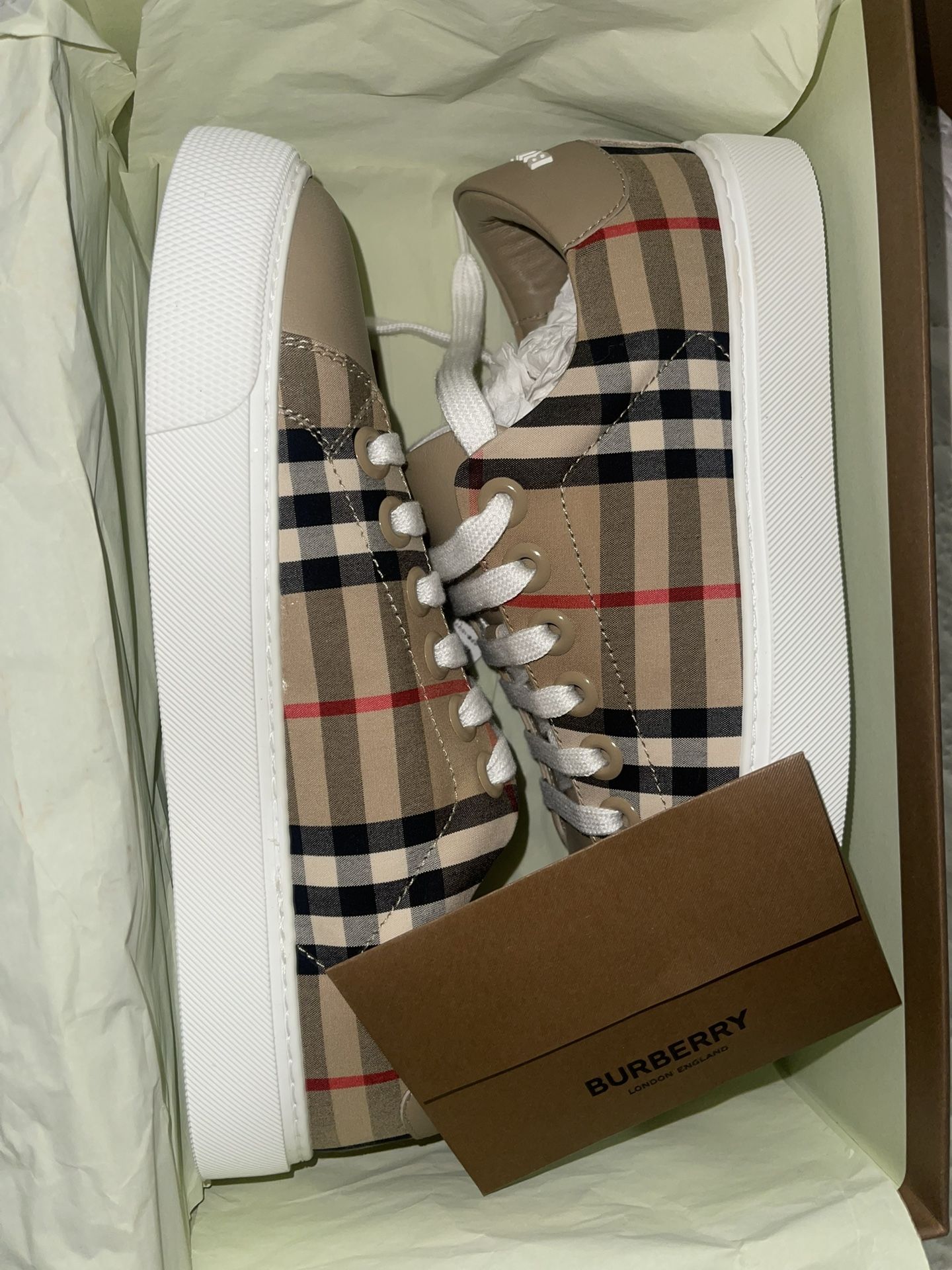 New Burberry Shoes For Women 
