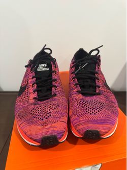Nike Flyknit Racer Açaí Berry Size 9