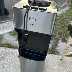 Brio Water Dispensor