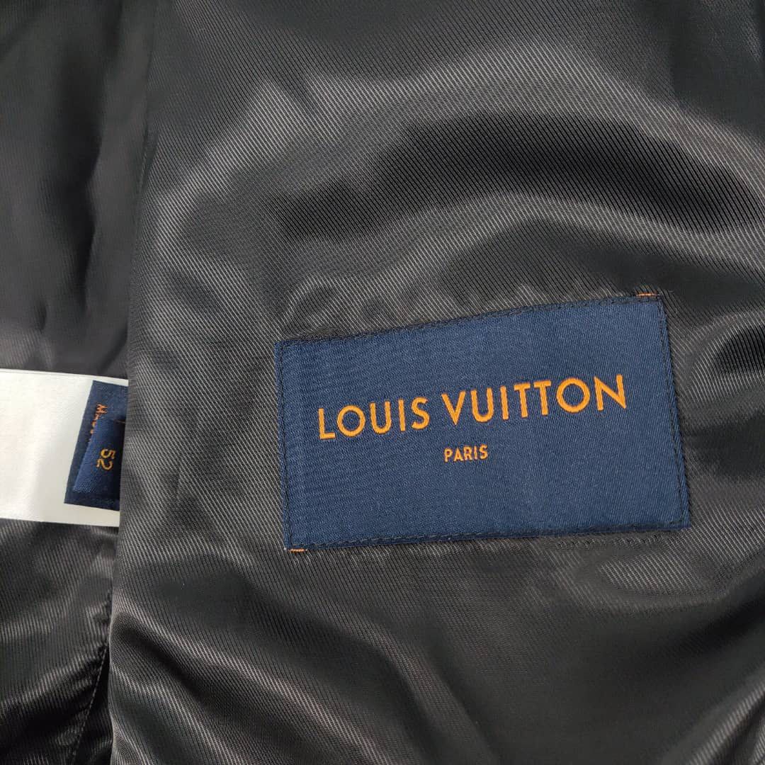 Men's LOUIS VUITTON x NBA Crossover FW21 Micro Mark Leather Jacket Bla -  KICKS CREW