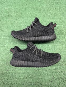 ADIDAS YEEZY 350 PIRATE BLACK SIZE 8.5
