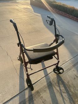 Adult walker