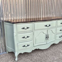 Beautifully Refinished Vintage Nine-Drawer Dresser, Credenza, or TV Stand