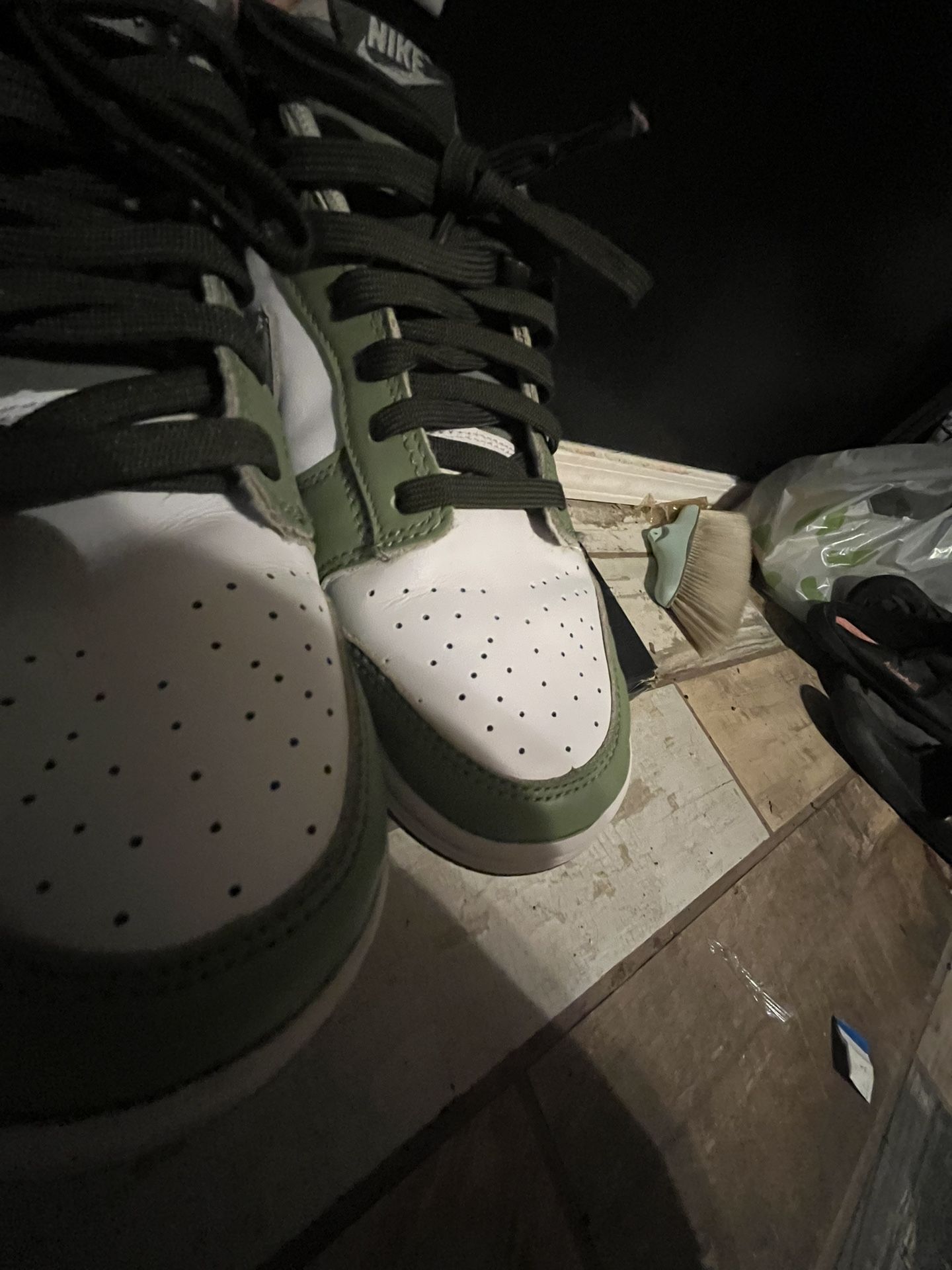 Low top Navy Green Dunks