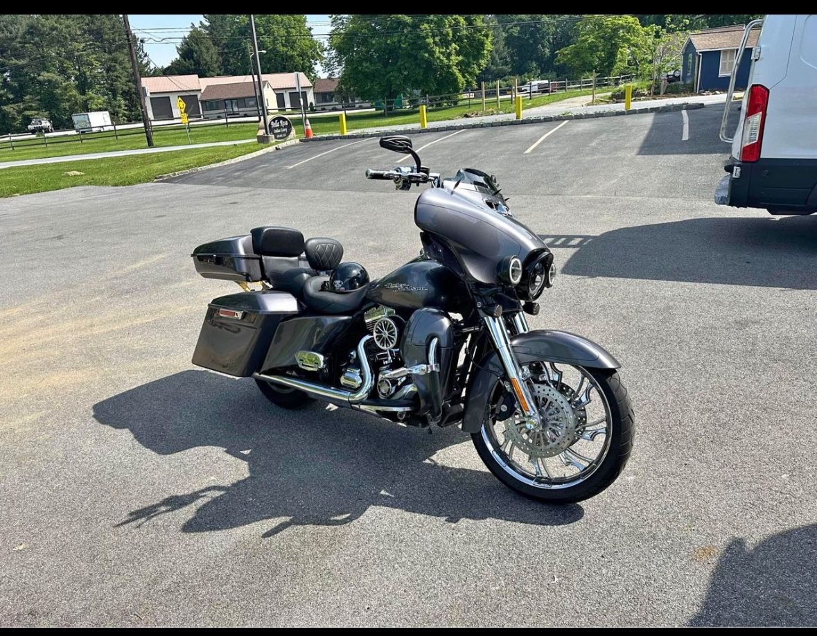 2014 Harley Davidson Street Glide