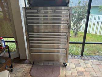 TOOLBOX STEEL GLIDE $1,500.00