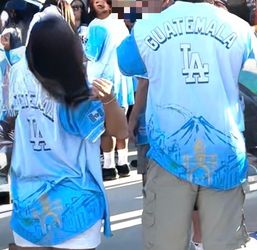 LA Dodgers Guatemalan Heritage Night 2026 Guatemalan SGA Jersey Size X LARGE