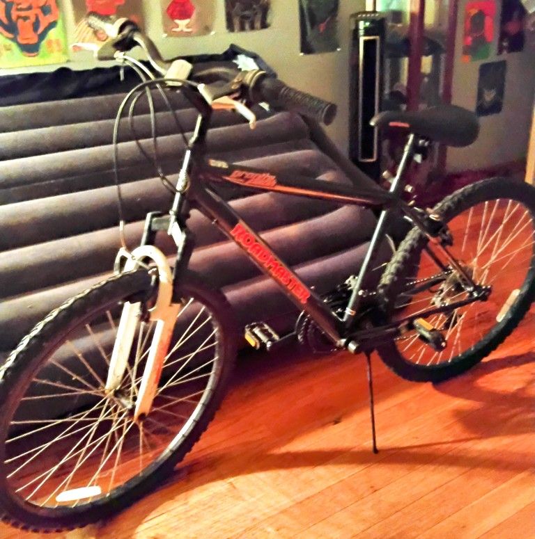 Roadmaster Granite Peak Mountain Bike 