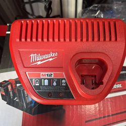 Milwaukee M12 Charger (used But In Very Good Condition)