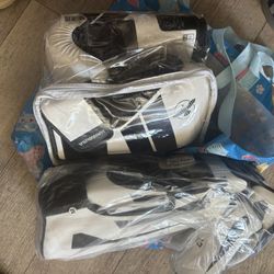 MMA Shin Guards Boxing Gloves 