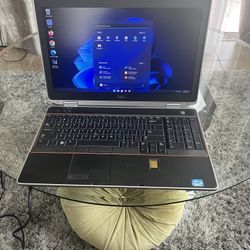 Dell Latitude E6520 15.6” Laptop Intel i5 4GB RAM 120 GB SSD Windows 11 and Microsoft Office. 