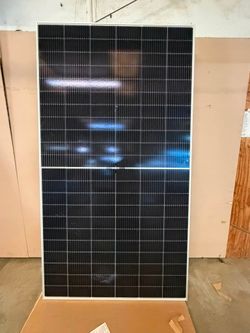 NEW 625W Runergy Solar Panels - Brand New