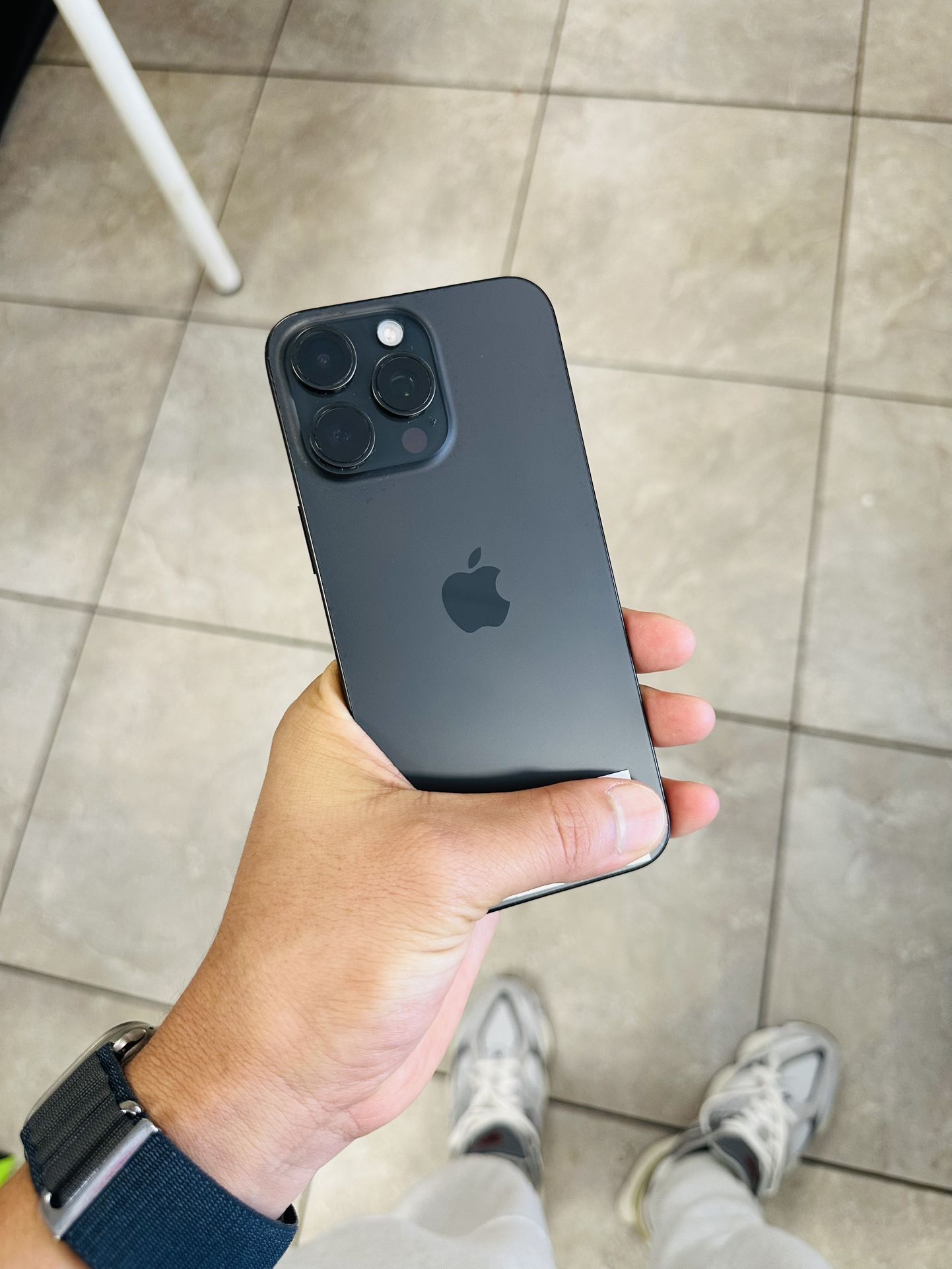 iPhone 15 Pro Max ATT / CRICKET