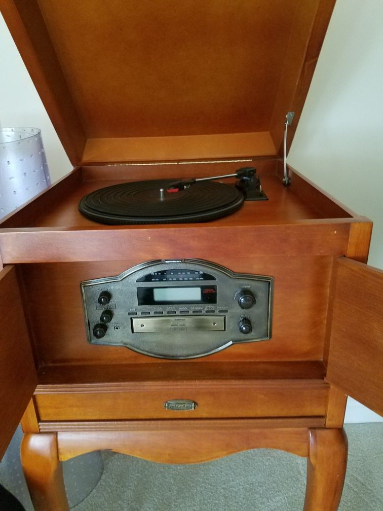 Antique Record/Tape/Radio Player