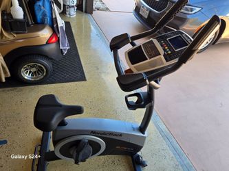 Nordic track elliptical elite 4.4 negotiable