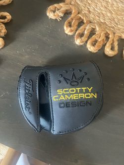 Scotty Cameron  mid mallet Headcover