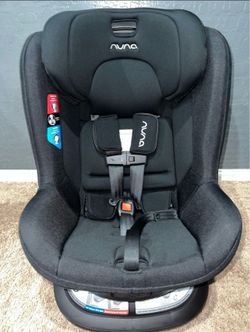 Nuna Revv