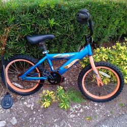 Dynacraft HOT WHEELS 12" Boys BMX Bike
