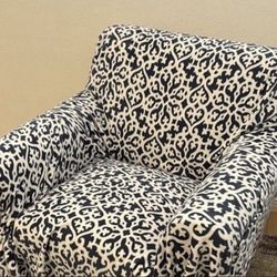 15 Cash Red Faux Leather Chair With Slip Cover Very Sturdy Near AV College