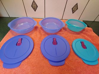  3 pc Tupperware Microwavable Bowls