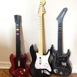 Guitar Hero Guitars / Kramer / Fender Stratocaster / Playstation / PS2 