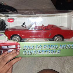 1964 1/2 Ford Mustang Convertible( RC)