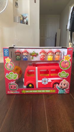 Cocomelon R/C singing bus