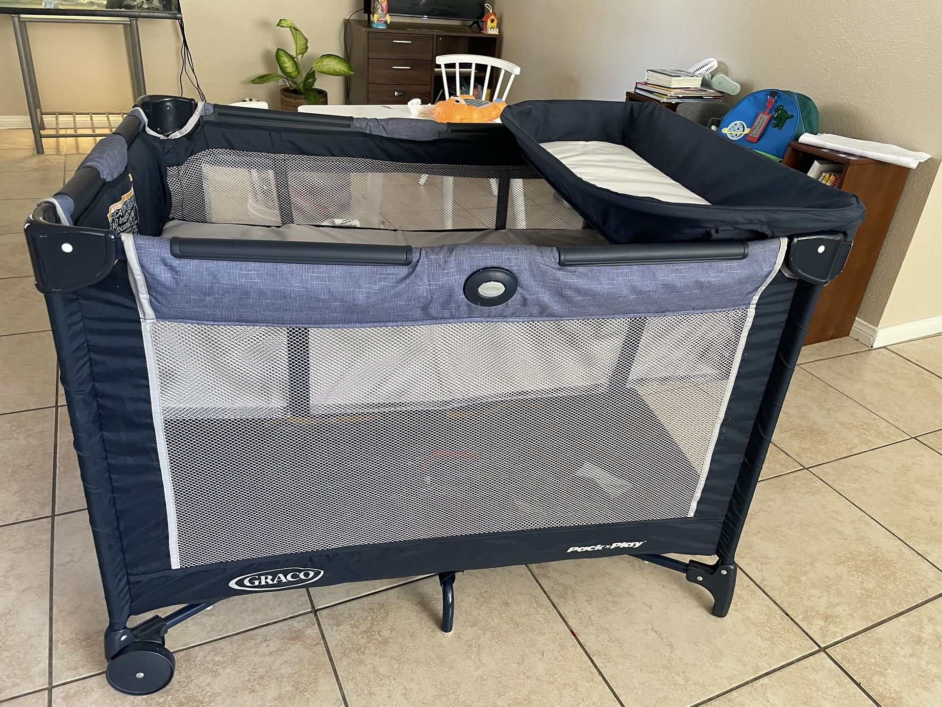 Pack ‘n Play Portable Playard