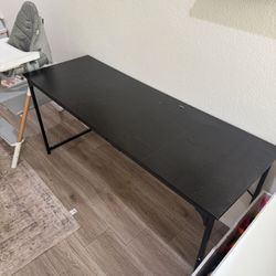 Free Black Desk 